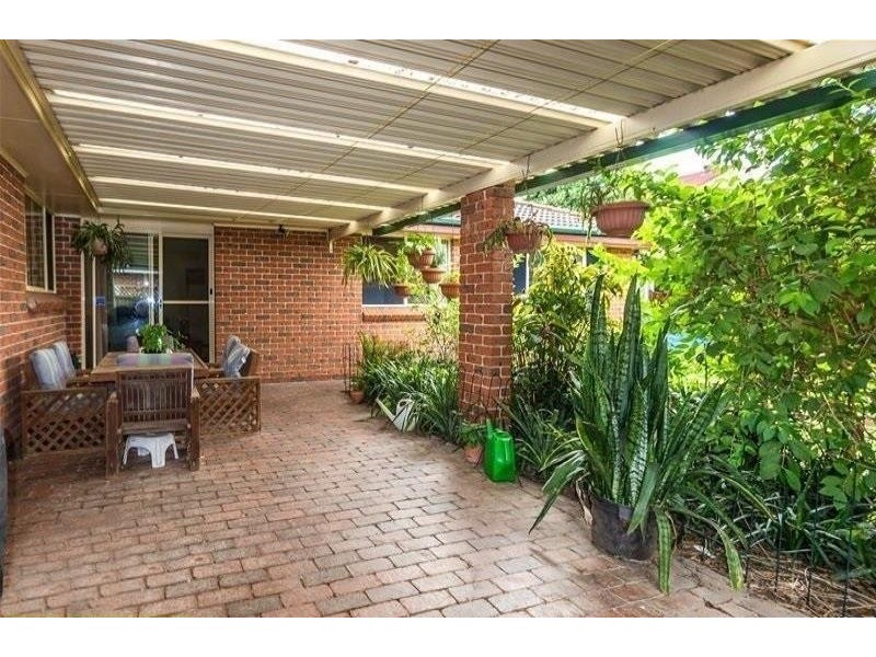 16 CROATIA PLACE, Quakers Hill NSW 2763