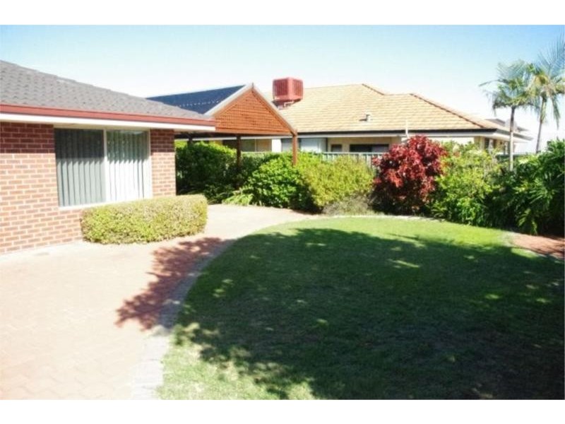 448 Shenton Avenue, Iluka WA 6028