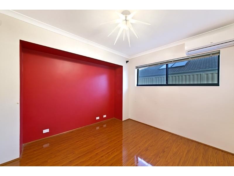 86 Bethwyn Circuit, Madeley WA 6065