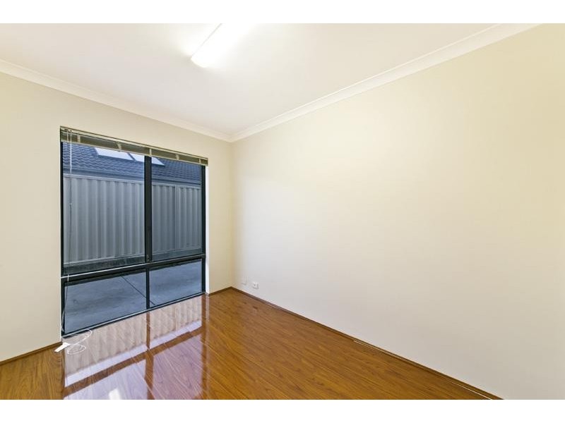 86 Bethwyn Circuit, Madeley WA 6065