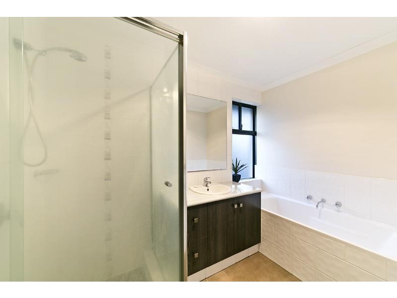 86 Bethwyn Circuit, Madeley WA 6065