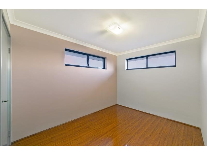 86 Bethwyn Circuit, Madeley WA 6065