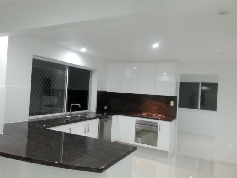 154 Sundance Way, Runaway Bay QLD 4216
