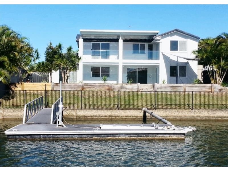 154 Sundance Way, Runaway Bay QLD 4216