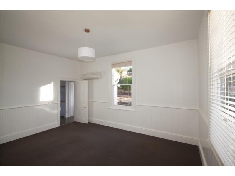 4 Randall Street, Sandy Bay TAS 7005