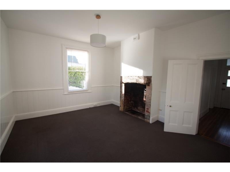 4 Randall Street, Sandy Bay TAS 7005