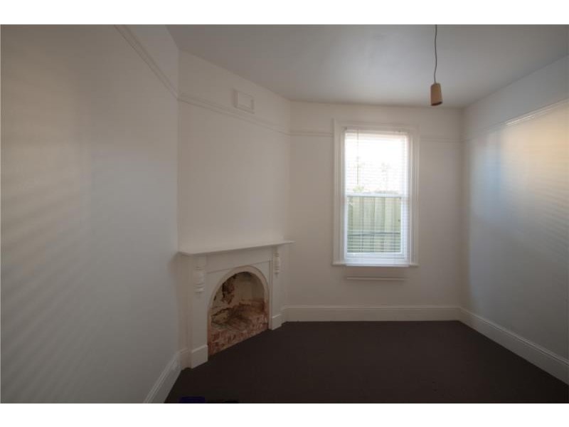 4 Randall Street, Sandy Bay TAS 7005