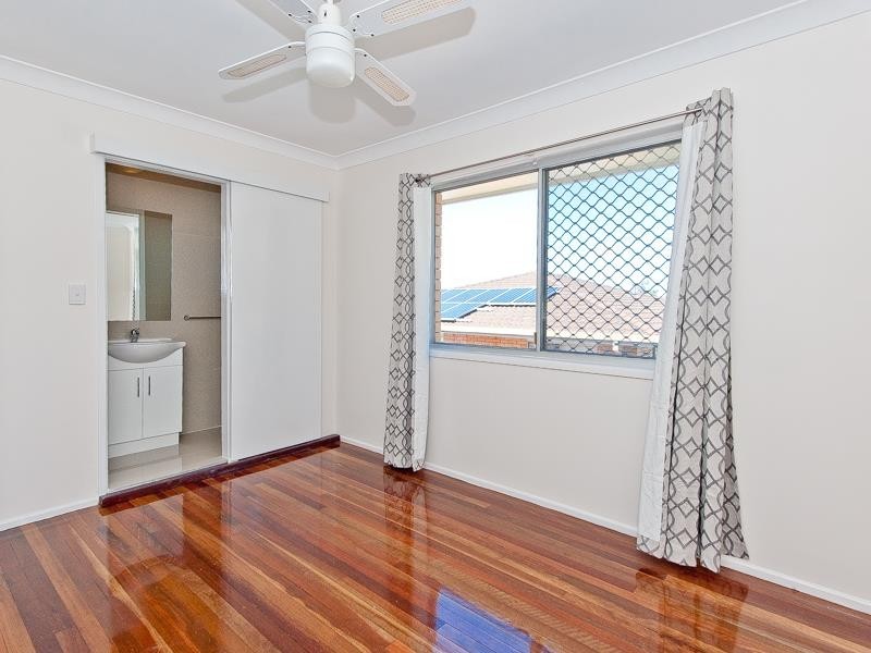 2 Rockett Street, Aspley QLD 4034