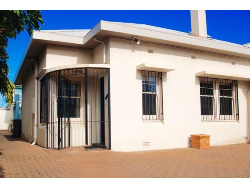 4B Lymington Street, Glenelg SA 5045