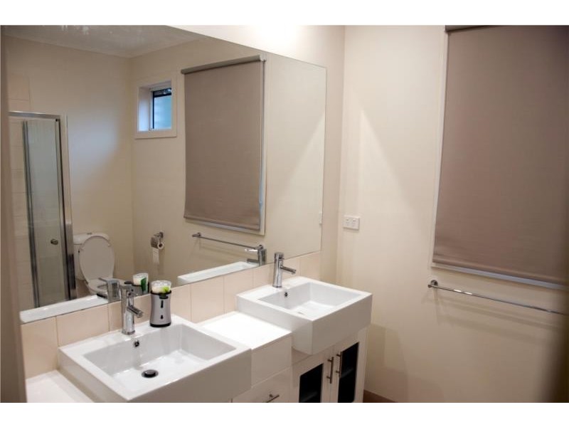 35 MENZIES AVENUE, Dandenong North VIC 3175