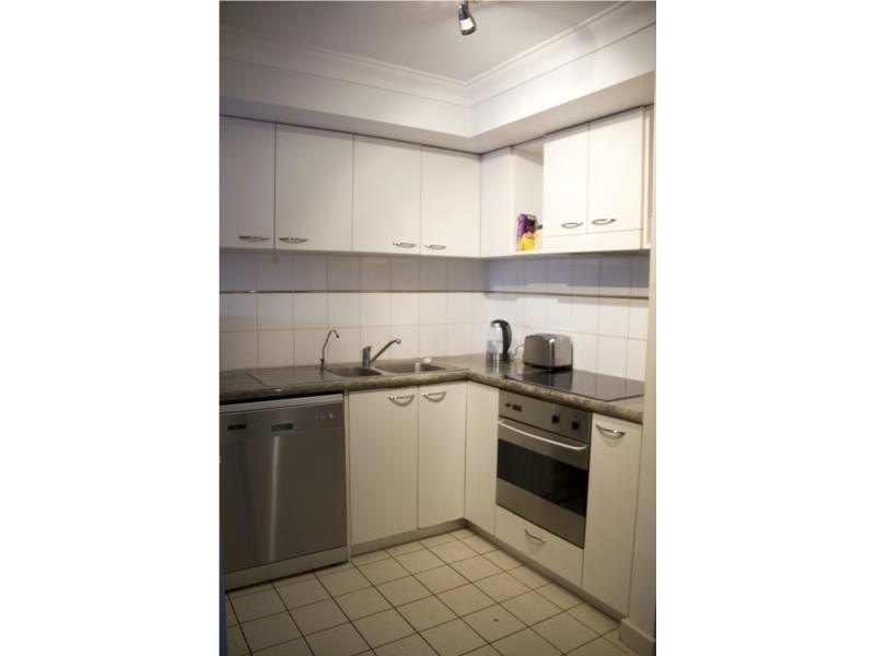 14/110 Mounts Bay Road, Perth WA 6000