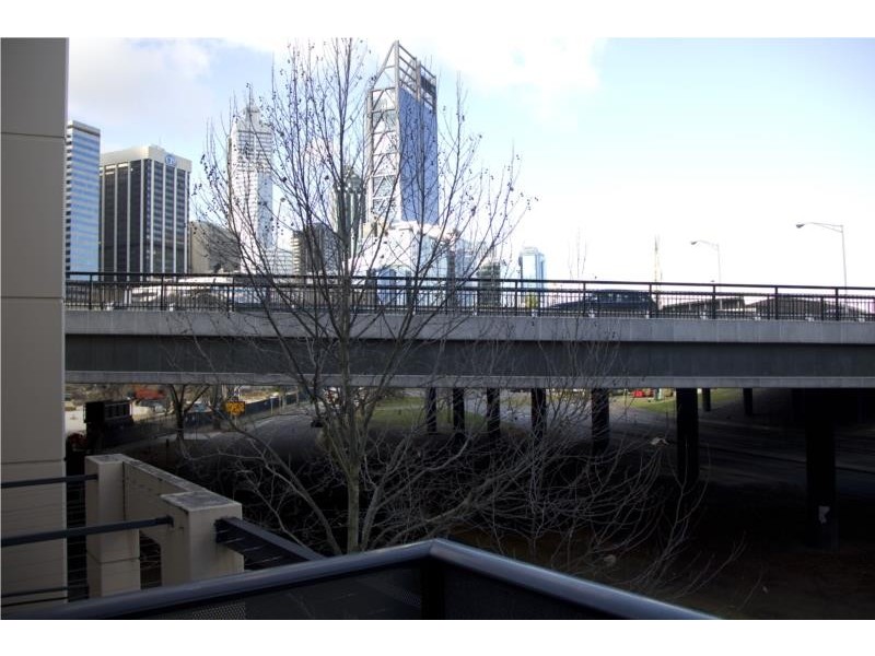 14/110 Mounts Bay Road, Perth WA 6000