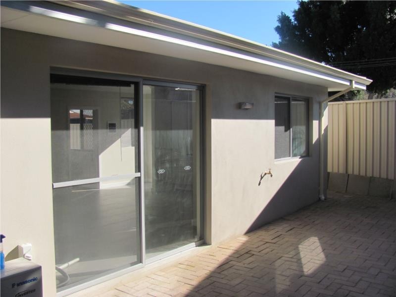 B/6 Cuff Street, Hamersley WA 6022