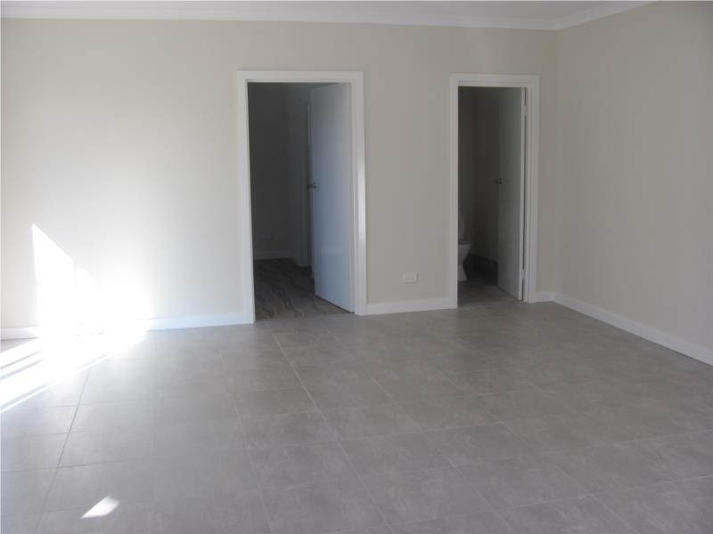 B/6 Cuff Street, Hamersley WA 6022