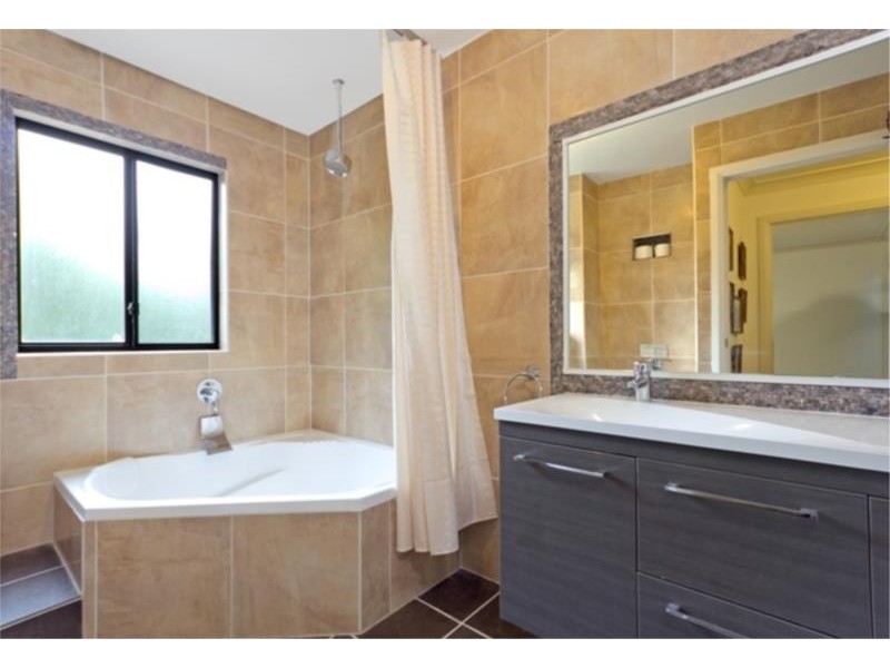 2 Parsonage Road, Castle Hill NSW 2154