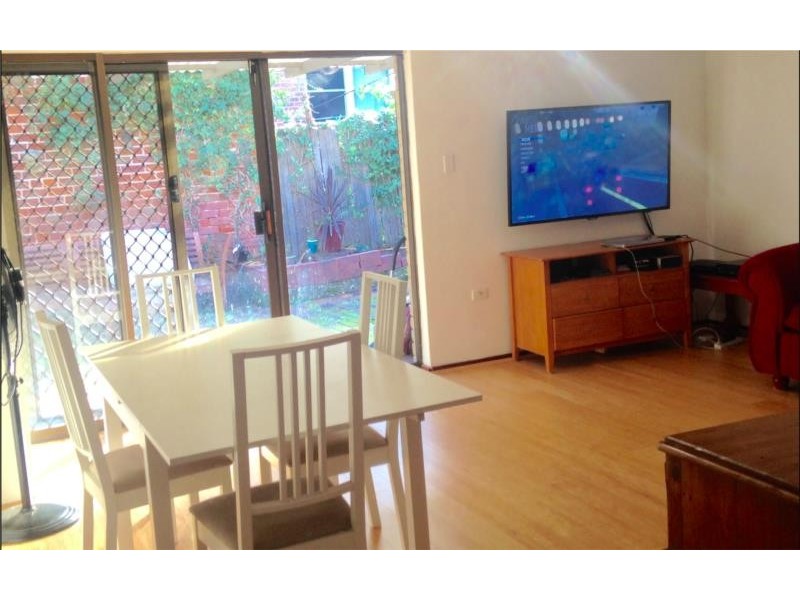 4/133 Fairway, Crawley WA 6009