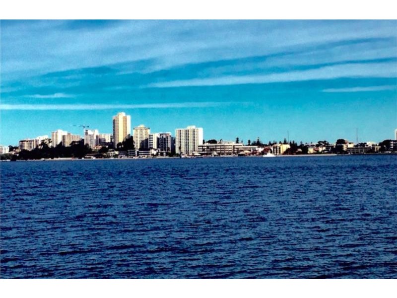 4/133 Fairway, Crawley WA 6009