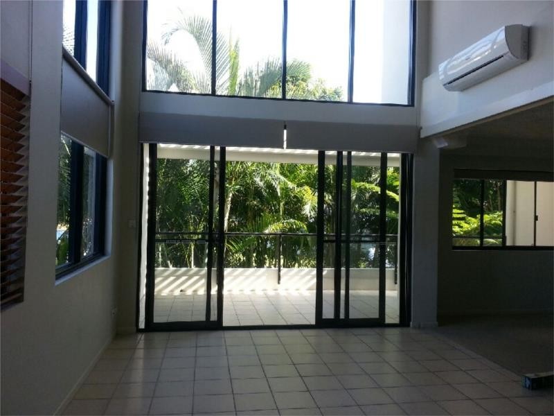 7/31 Railway Street, Southport QLD 4215