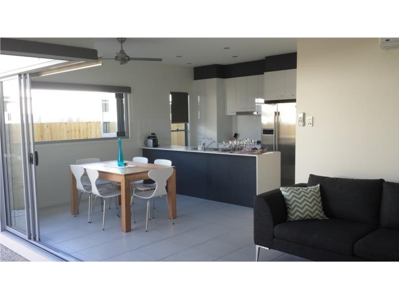 30 Foxtail Circuit, Mountain Creek QLD 4557
