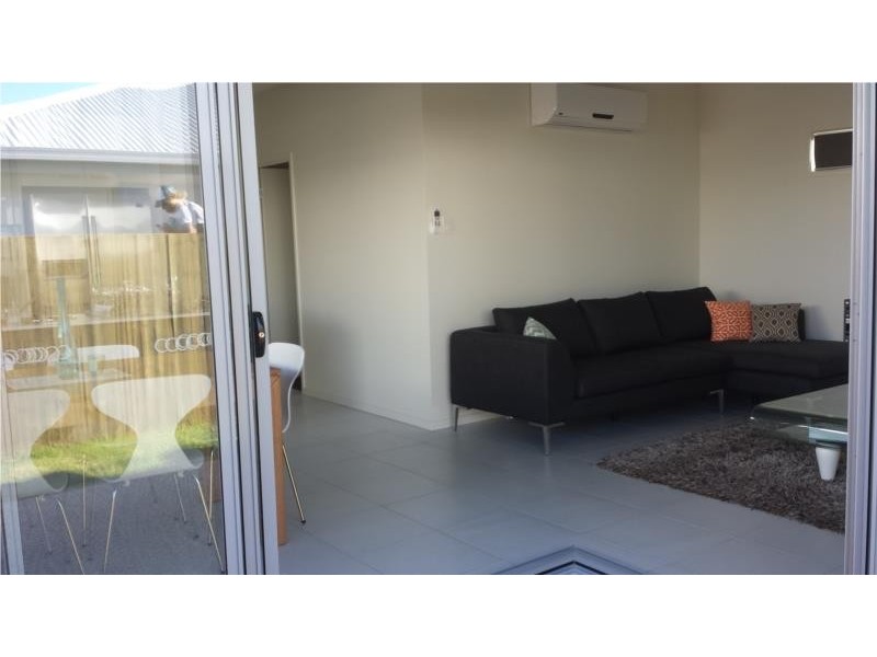 30 Foxtail Circuit, Mountain Creek QLD 4557