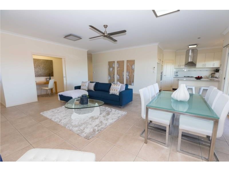 20 Ennor Street, Wavell Heights QLD 4012