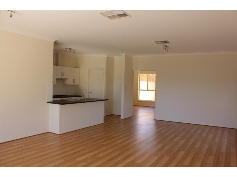 34 Leron Avenue, Enfield SA 5085