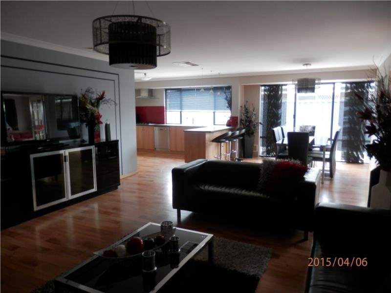 15 Granby Road, Secret Harbour WA 6173