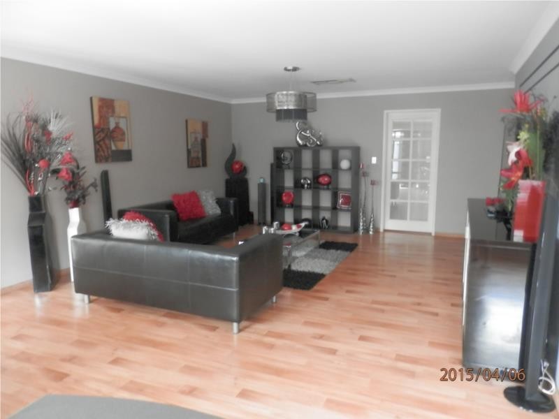 15 Granby Road, Secret Harbour WA 6173