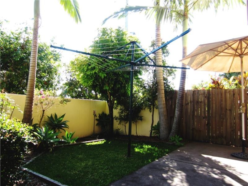 2/30 Primary School Court, Maroochydore QLD 4558