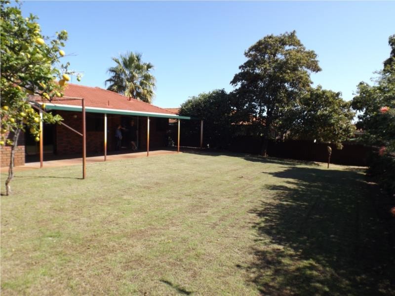 32 Etherington Avenue, Spearwood WA 6163