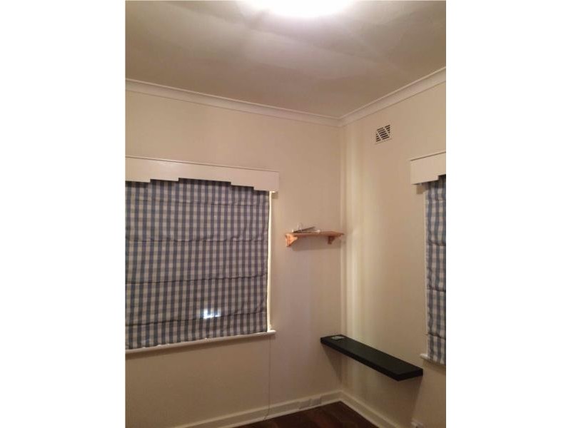 48 Robert street, Como WA 6152