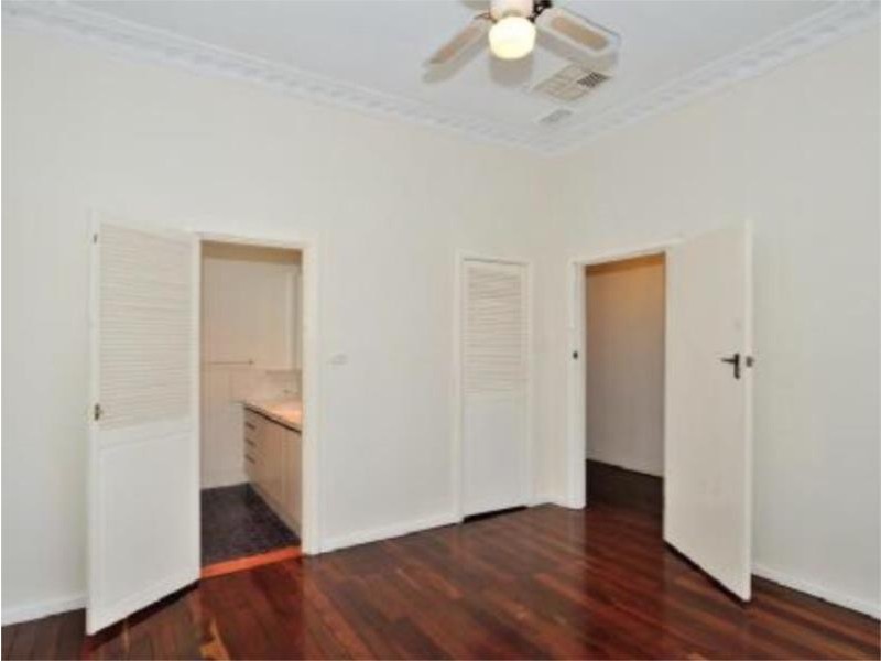 166 Railway Parade, Bayswater WA 6053