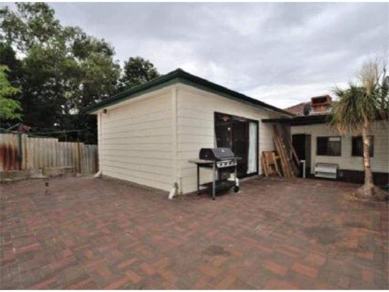 166 Railway Parade, Bayswater WA 6053