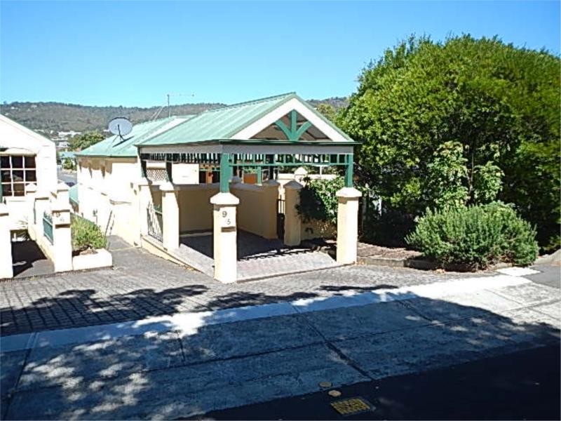 5/9 Montgomery Court, Sandy Bay TAS 7005