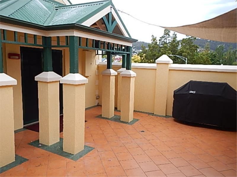 5/9 Montgomery Court, Sandy Bay TAS 7005