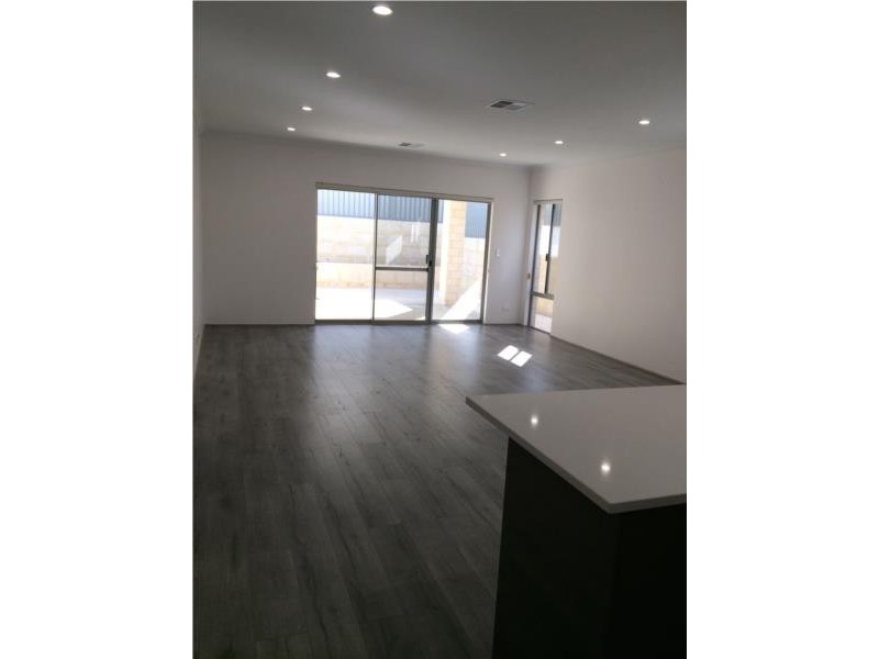 18 Mercado Way, Alkimos WA 6038