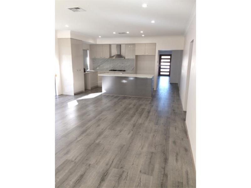 18 Mercado Way, Alkimos WA 6038