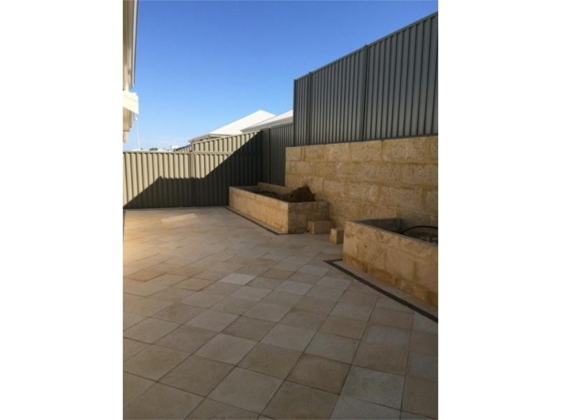 18 Mercado Way, Alkimos WA 6038