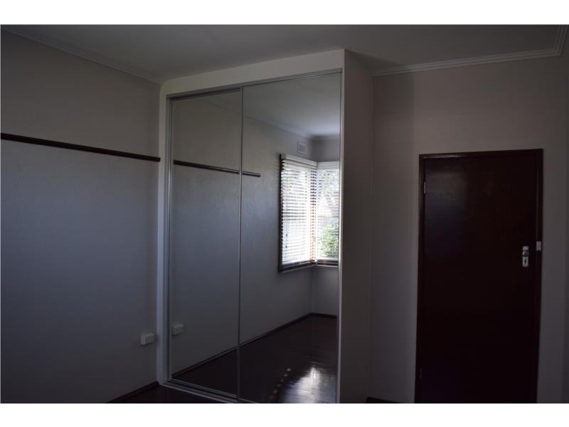 556 Bluff Road, Hampton VIC 3188