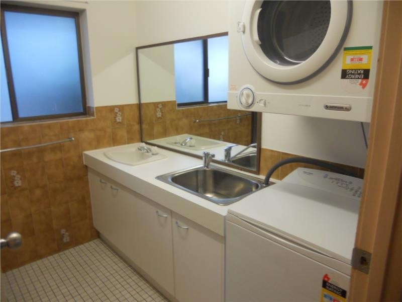 Indooroopilly QLD 4068