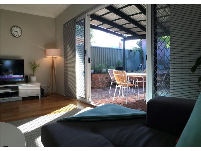 17 Orange Avenue, Perth WA 6000