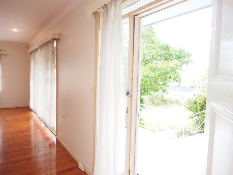 661 Warringah Road, Forestville NSW 2087