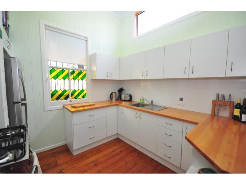 2A Sword Street, Woolloongabba QLD 4102