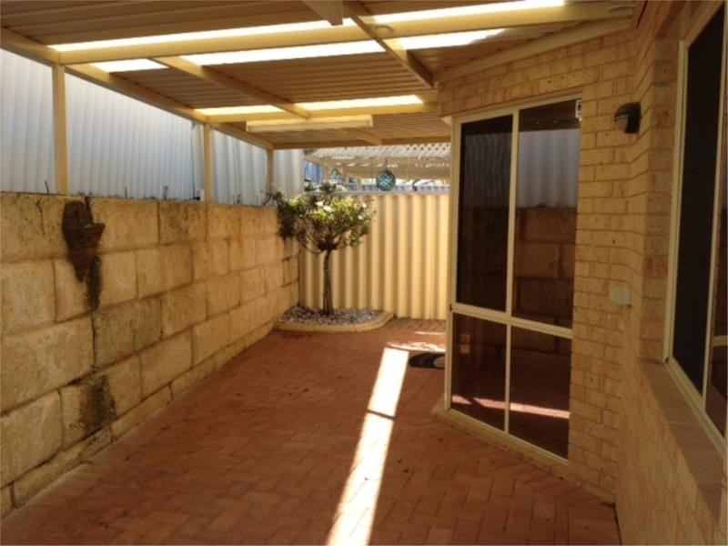 42 Garden Road, Spearwood WA 6163
