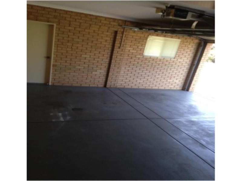 42 Garden Road, Spearwood WA 6163