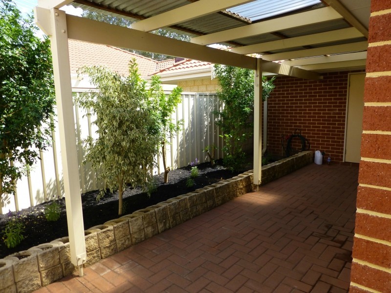 2A Finnan Street, Cloverdale WA 6105