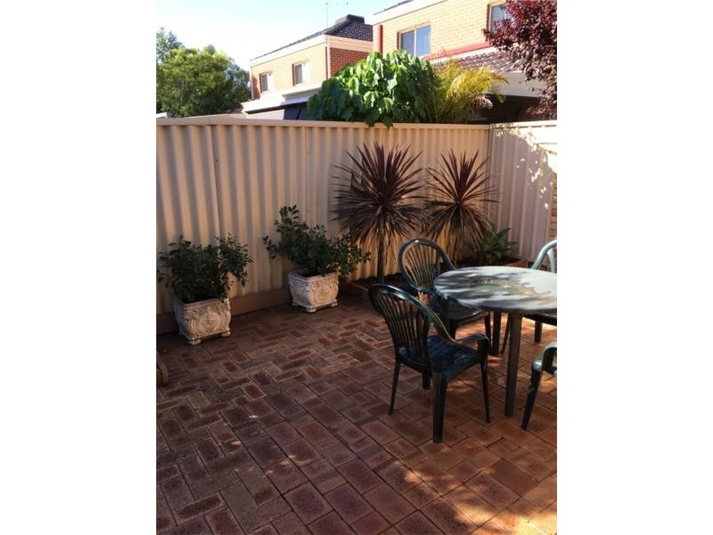 7A McDonald Road, Applecross WA 6153