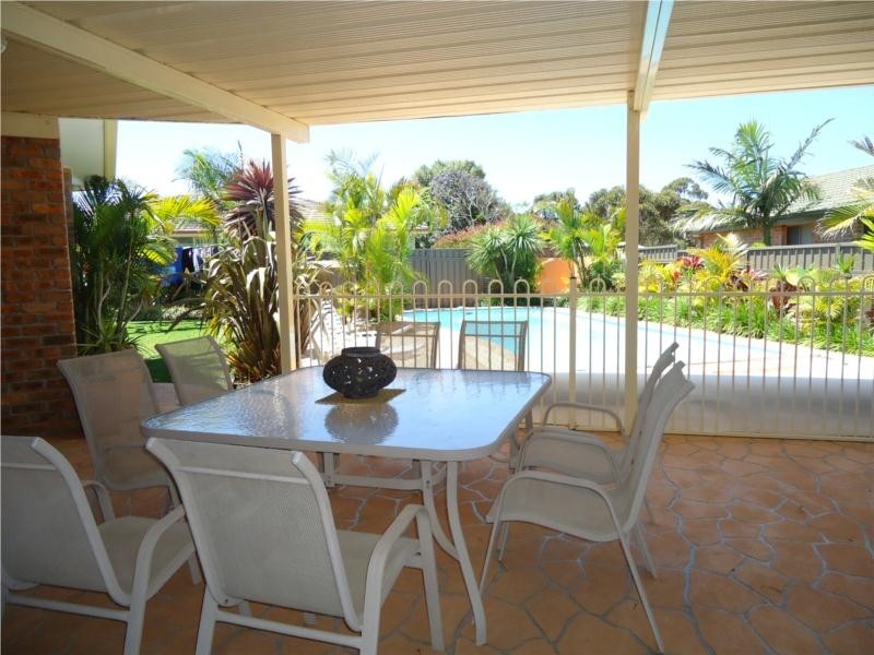 11 Greenview Close, Forster NSW 2428