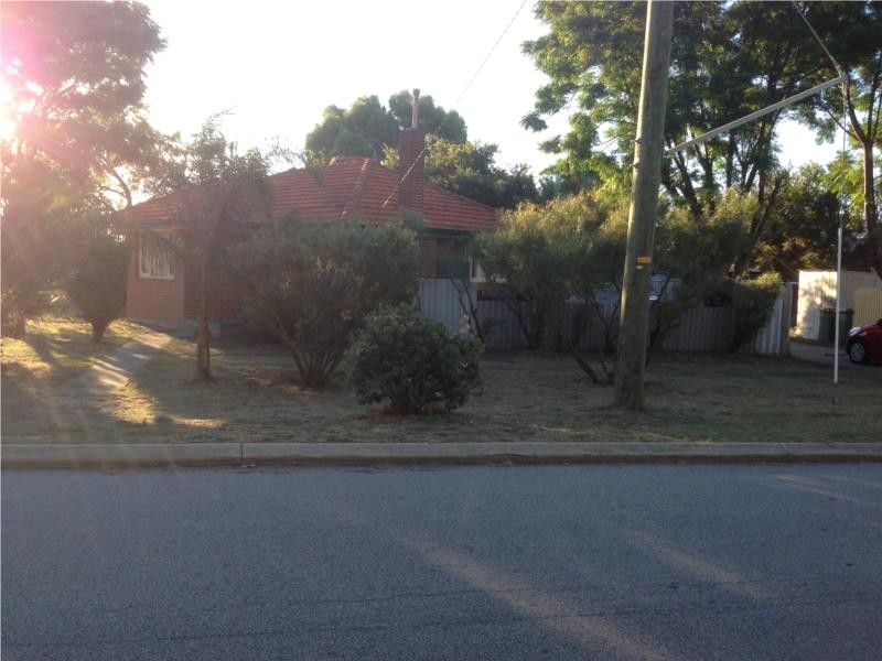 7 Jay Street, Cloverdale WA 6105