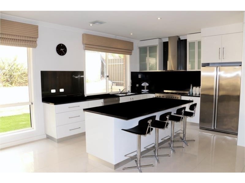 14 Rokewood Circuit, Golden Grove SA 5125